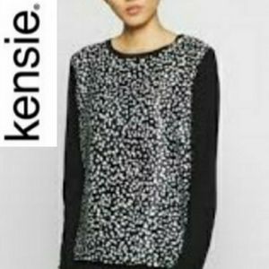 Kensie Long Sleeve Animal Print Top